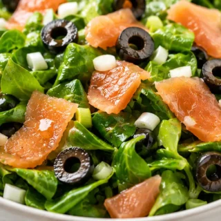 Ensalada de Canónigos: Cena Lista en 5 Minutos - ensalada canónigos