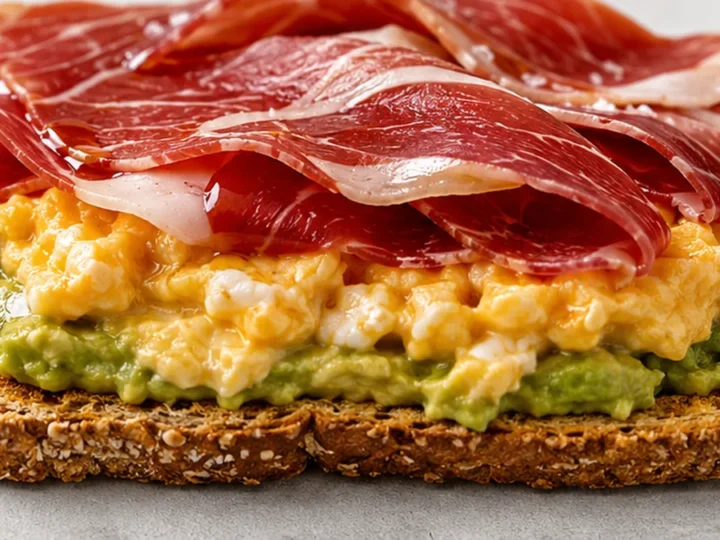 Tostada de Jamón Ibérico y Aguacate