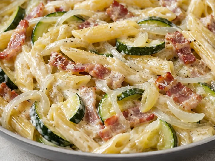 Pasta Cremosa con Calabacín y Bacon