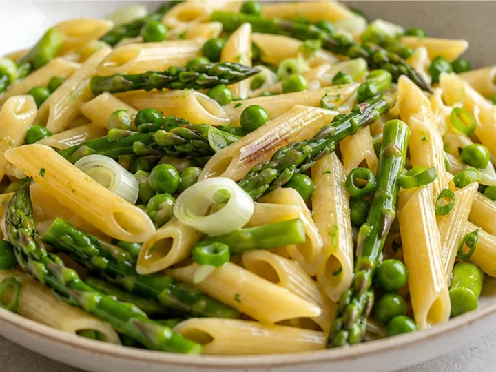 Pasta Primavera: ¡Tu Cena Saludable Lista en Minutos!