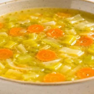 Sopa de Puerros y Zanahorias Saludable - sopa puerros