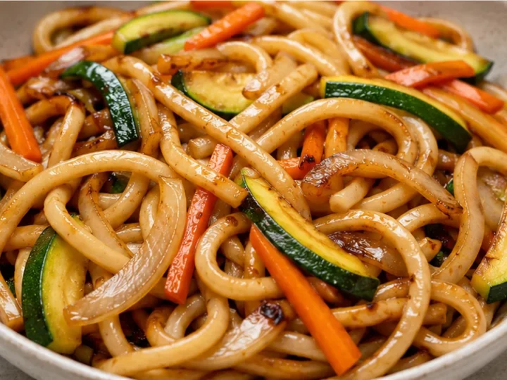 Yaki Udon con Vegetales: ¡Sabor umami!