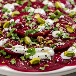 Carpaccio de Remolacha: La Receta Fresca que Amaras - carpaccio remolacha - Carpaccio remolacha: prepara esta receta saludable y deliciosa en minutos. Disfruta