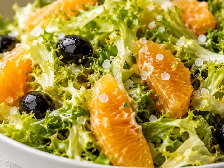 Ensalada de Escarola y Naranja Mediterránea
