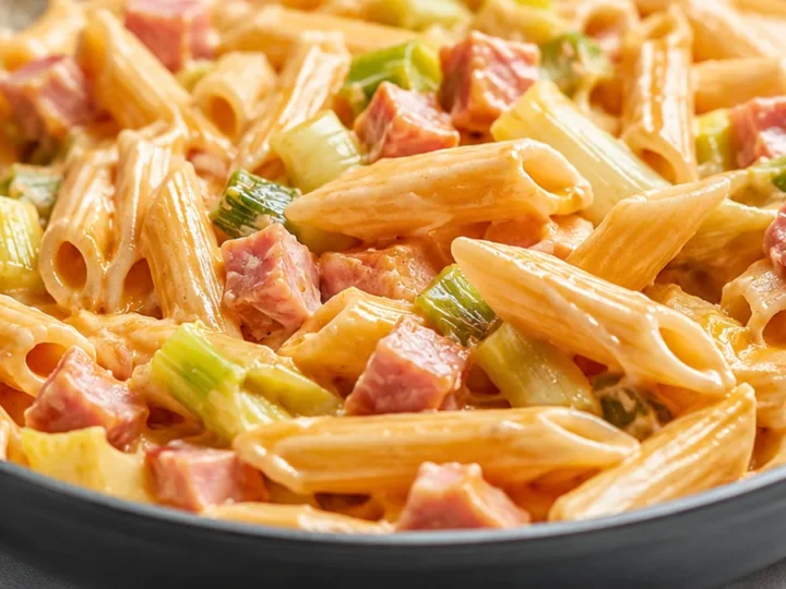 Pasta Cremosa con Puerros y Jamón