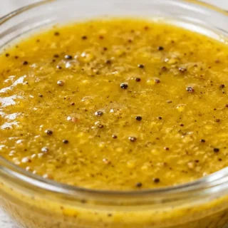 Vinagreta de Mostaza Casera: ¡Sabor Gourmet! - vinagreta mostaza - Vinagreta mostaza: prepara este aderezo casero en minutos para transformar tus ensaladas. Sab