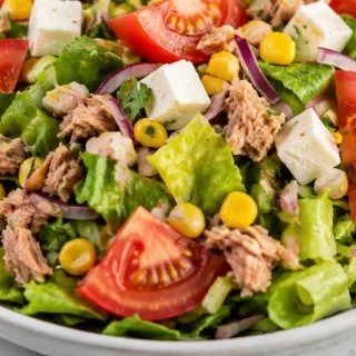 Ensalada de Atún con Queso Panela