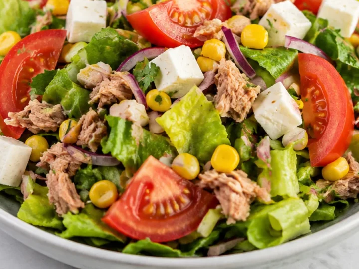 Ensalada de Atún con Queso Panela
